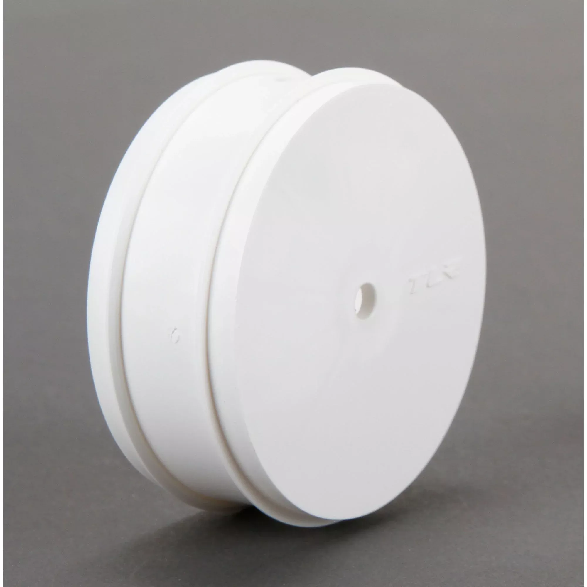 1/10 Front Buggy 61mm Wheels 12mm Hex White (2) (TLR43011)