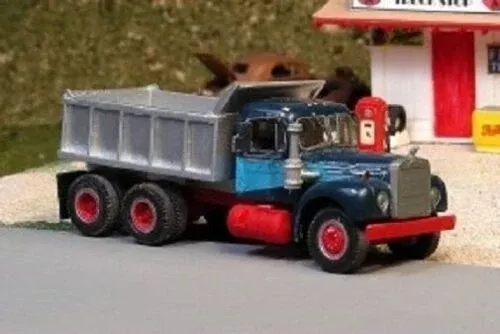 1/87 1955-66 MackB 75 W/LCab,T Ax-Dump B
