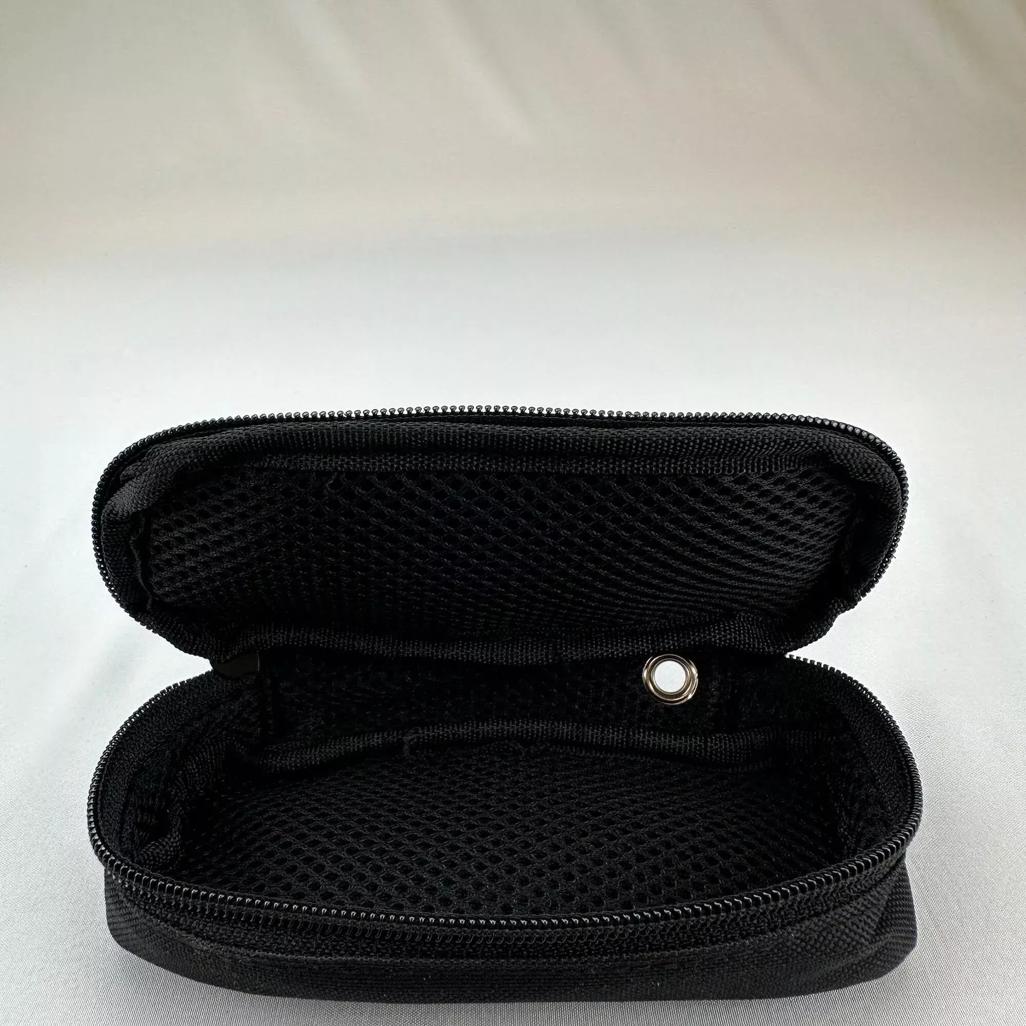 Trinity Universal Pouch (TRI70014)